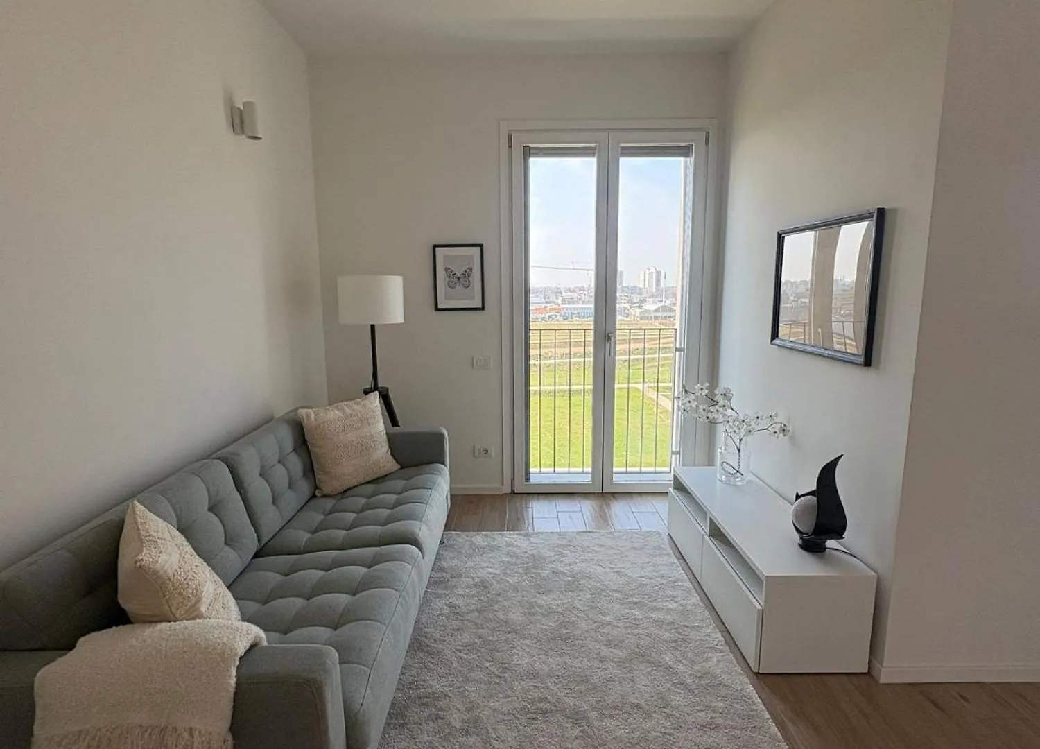 Apartment Milano Panorama Home - Luminous With Private Garage